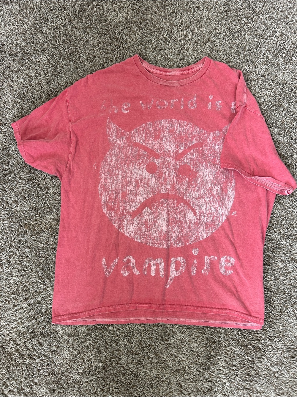 Vintage-Style Pink Graphic Short Sleeve Tee
